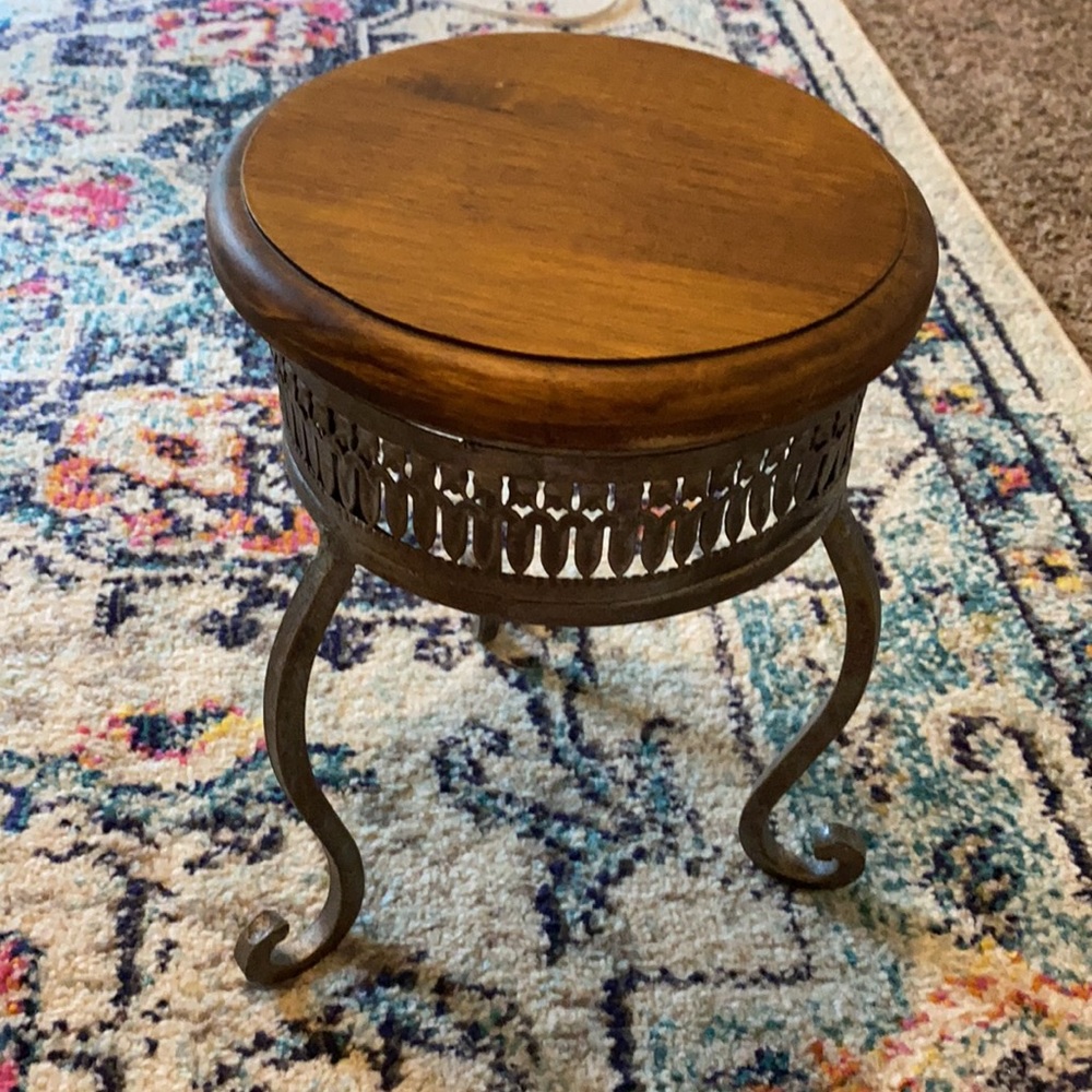 Plant Stand